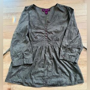 Gloria Vanderbilt Green 3/4 Sleeve Blouse 5 Button Front Detail Pre-owned